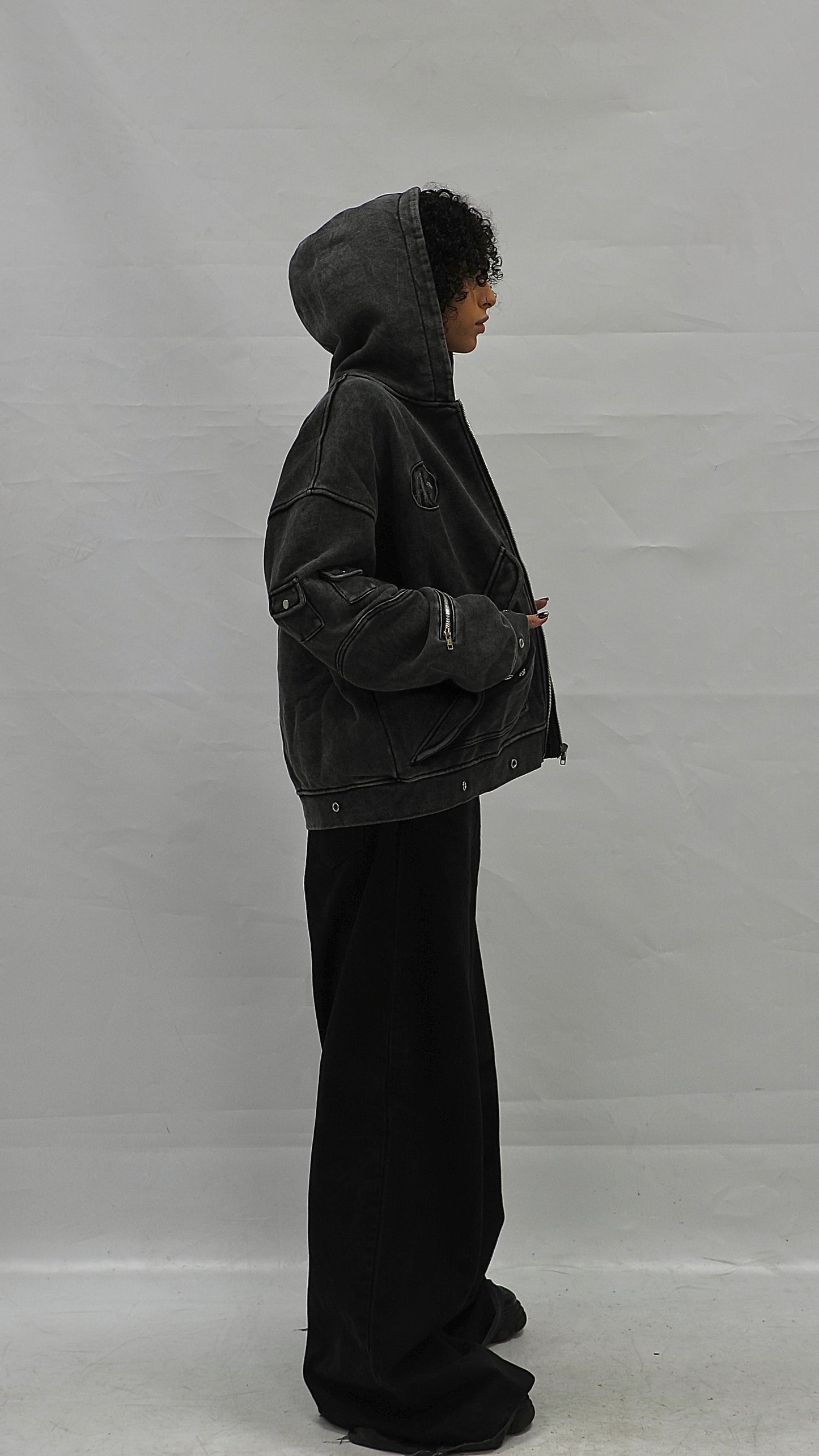 SS25 ZIP-UP HOODIE